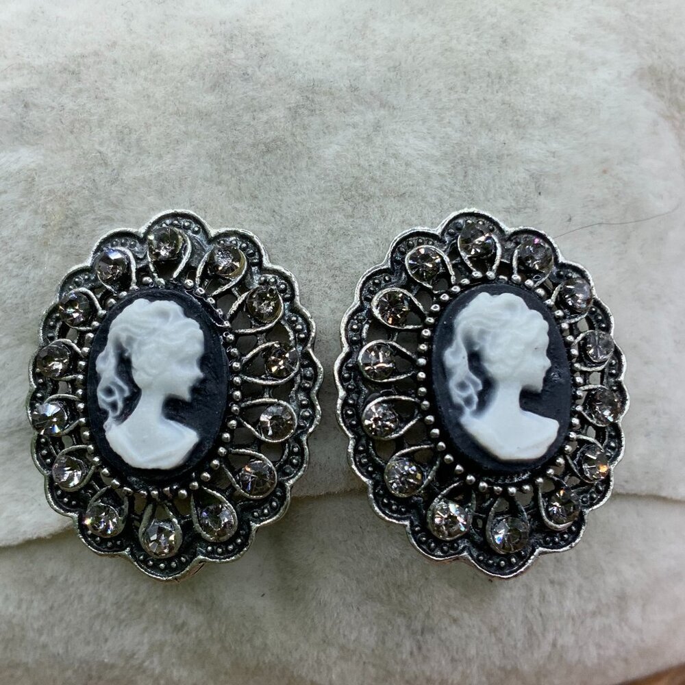 Victorian Style Cameo Black Silver Tone Oval Filigree Clipped Earrings